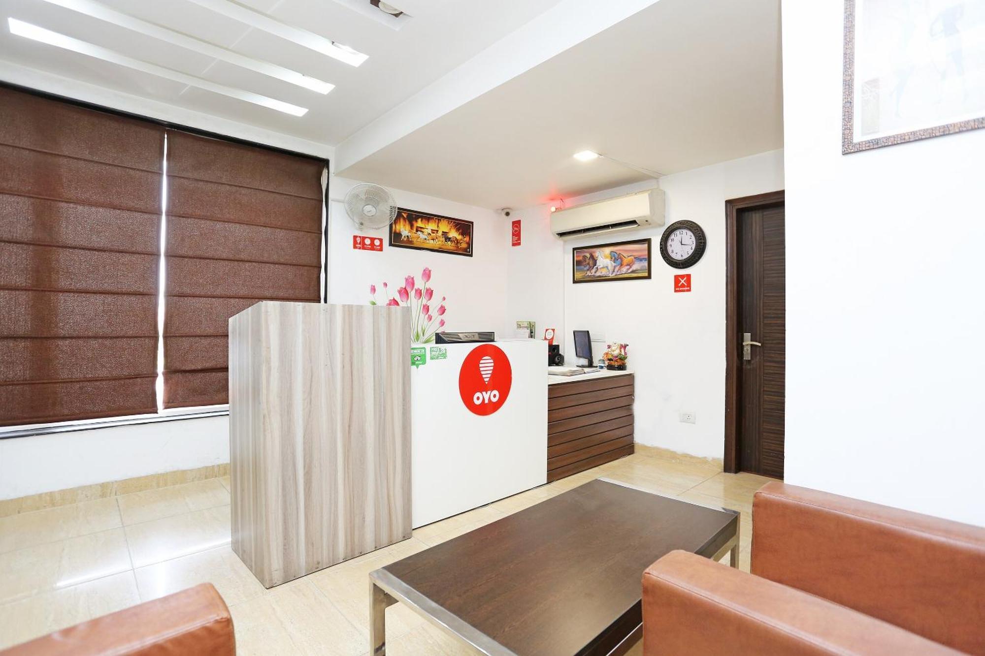 Cyber Inn Gurgaon Exterior foto